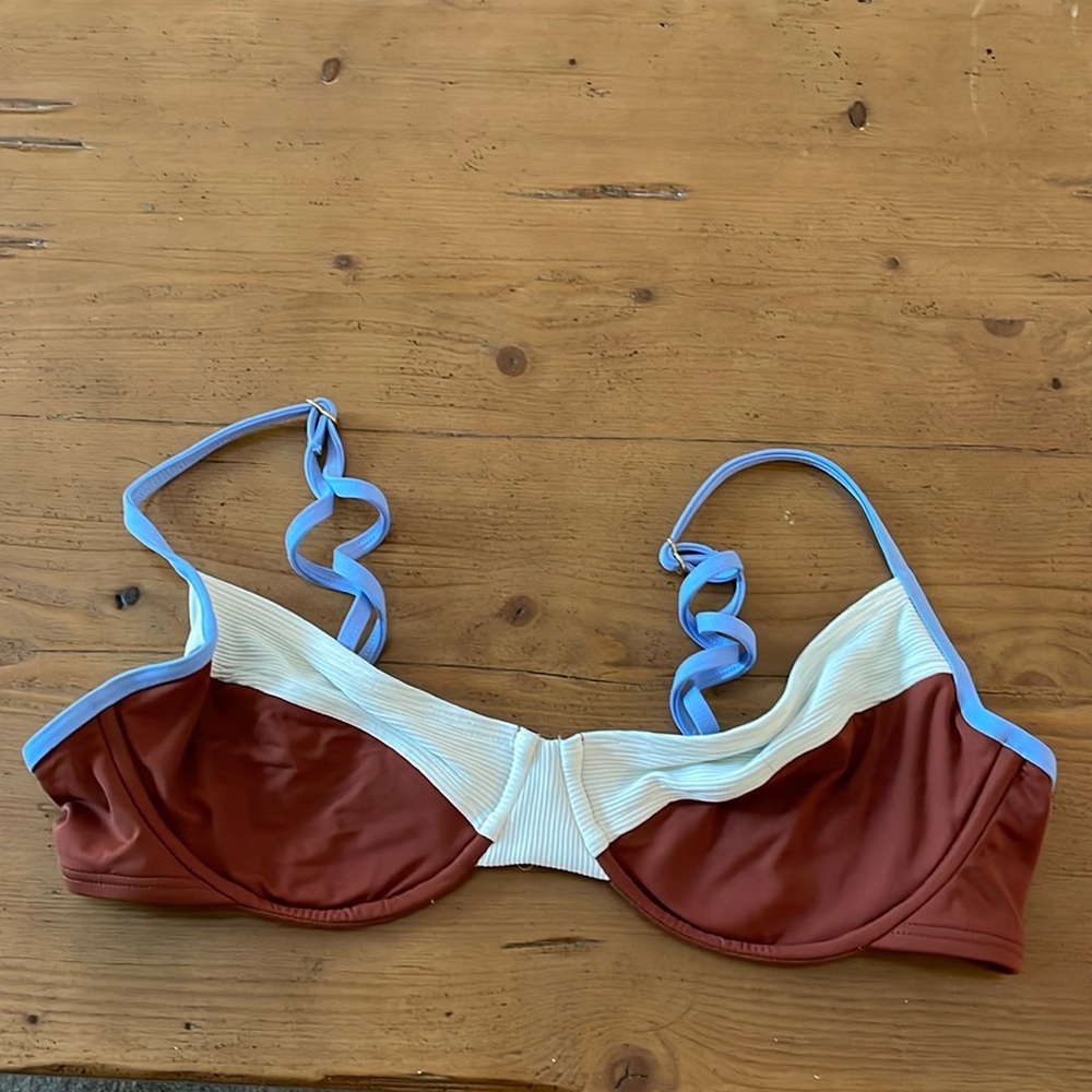 L space bikini top